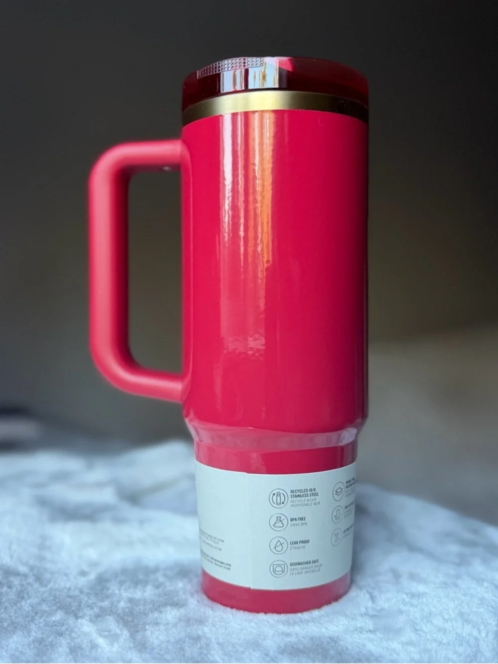 Stanley 30OZ Quencher Protour Flipstraw Tumbler HOLLY Red Christmas release